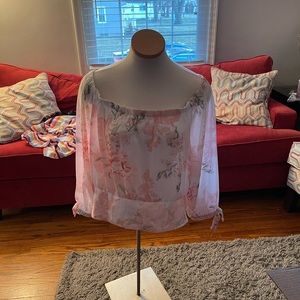 Off the shoulders 🤩🤩